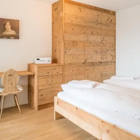 Edelweiss Mira Neiv Daire Flims