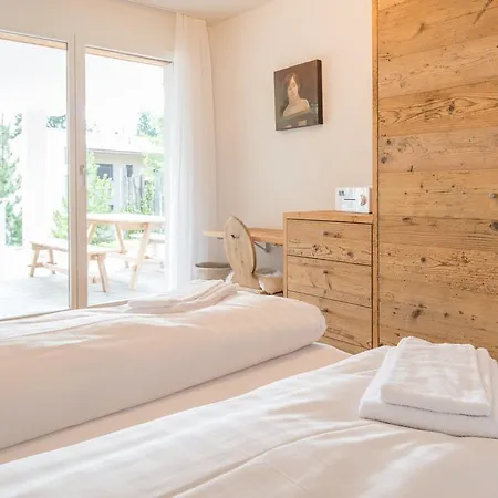 Edelweiss Mira Neiv Apartment Flims
