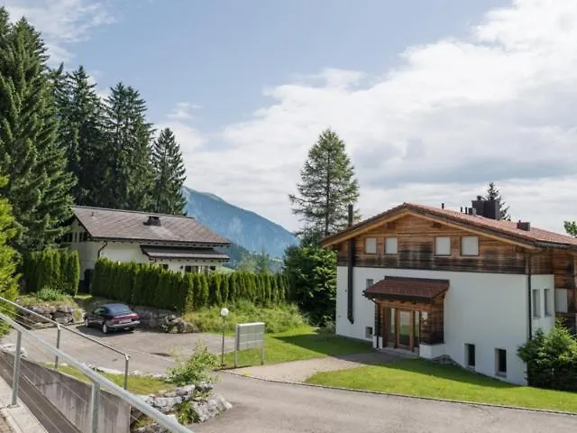 Edelweiss Mira Neiv * Flims